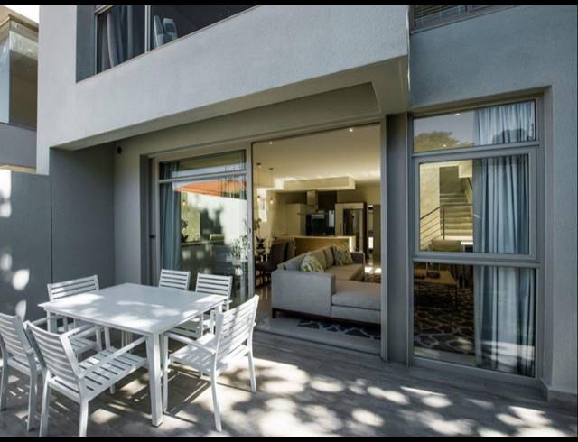 2 BEDROOM TOWNHOUSE TO LET IN NORWOOD